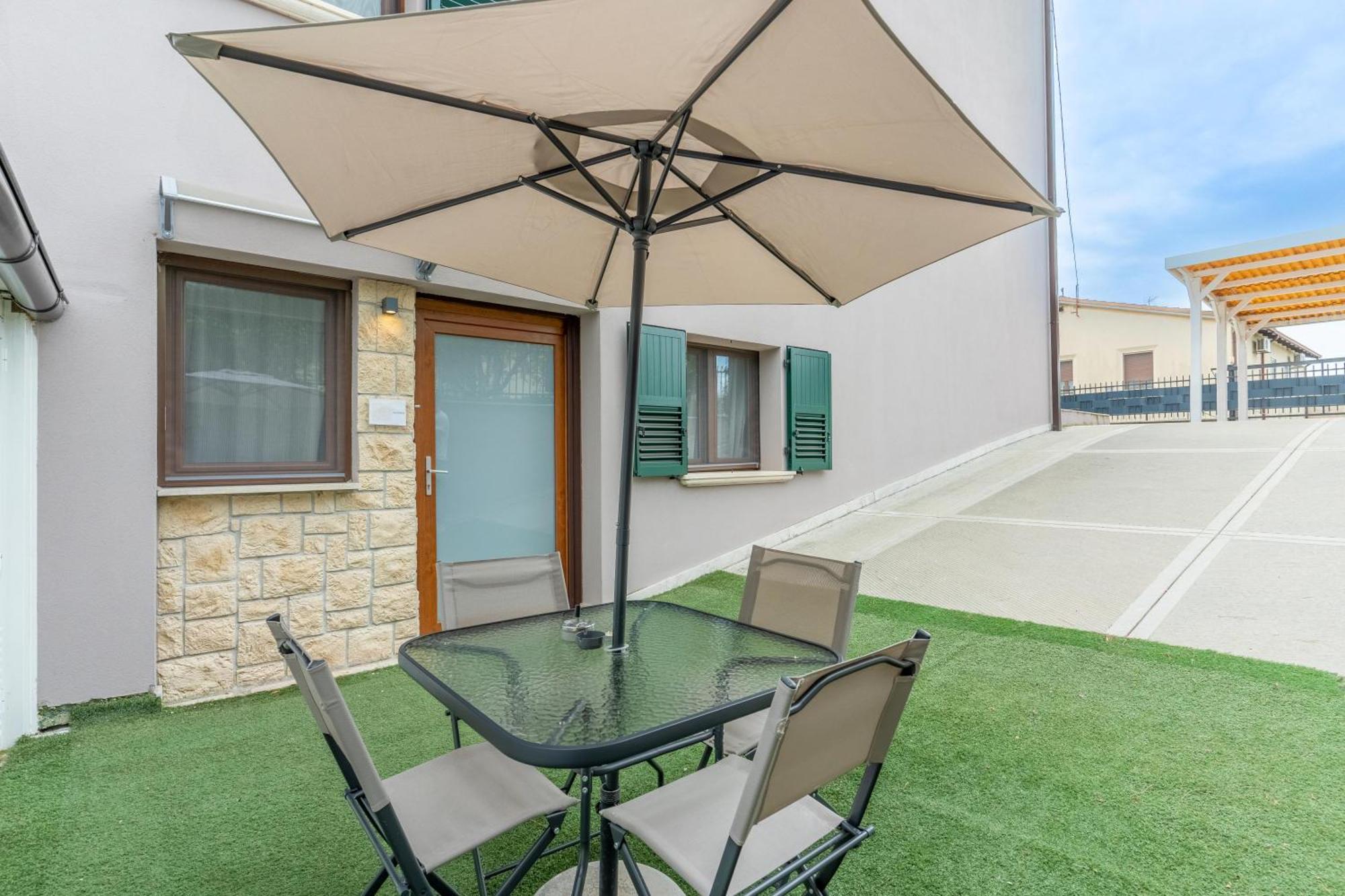 -Free Pool And Parking- Garda House Apartments Castelnuovo del Garda Dış mekan fotoğraf