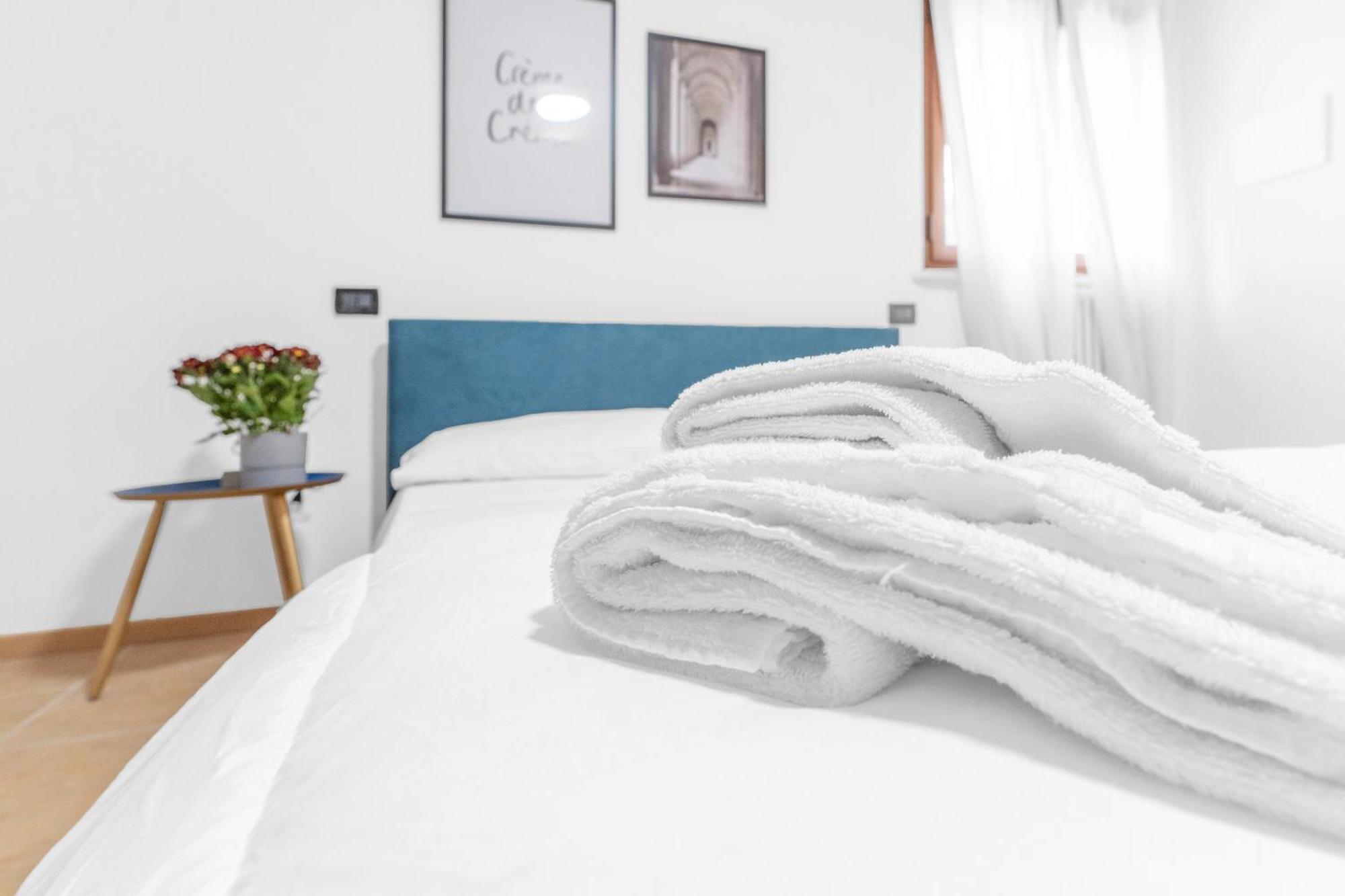 -Free Pool And Parking- Garda House Apartments Castelnuovo del Garda Dış mekan fotoğraf