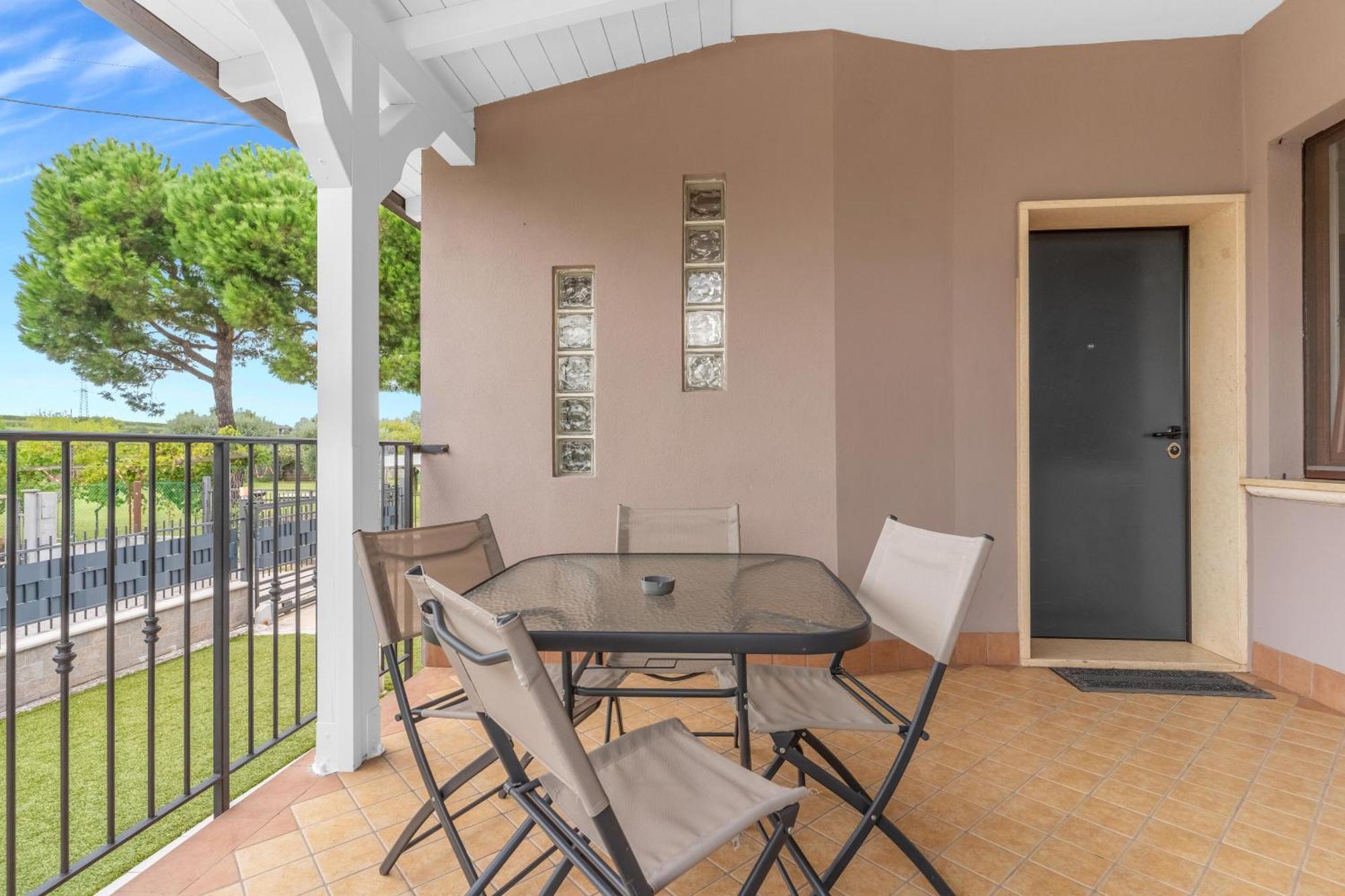 -Free Pool And Parking- Garda House Apartments Castelnuovo del Garda Dış mekan fotoğraf