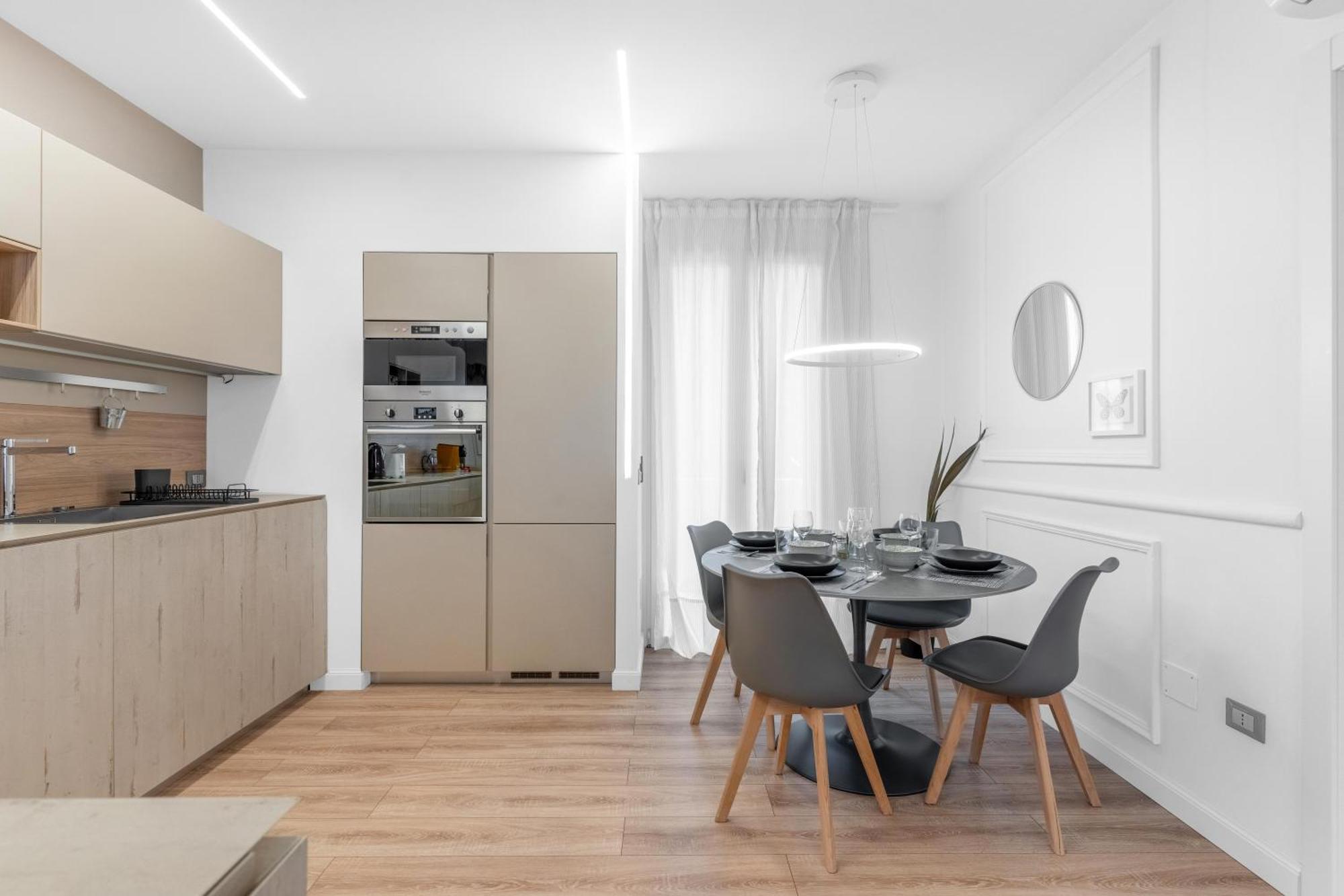 -Free Pool And Parking- Garda House Apartments Castelnuovo del Garda Dış mekan fotoğraf